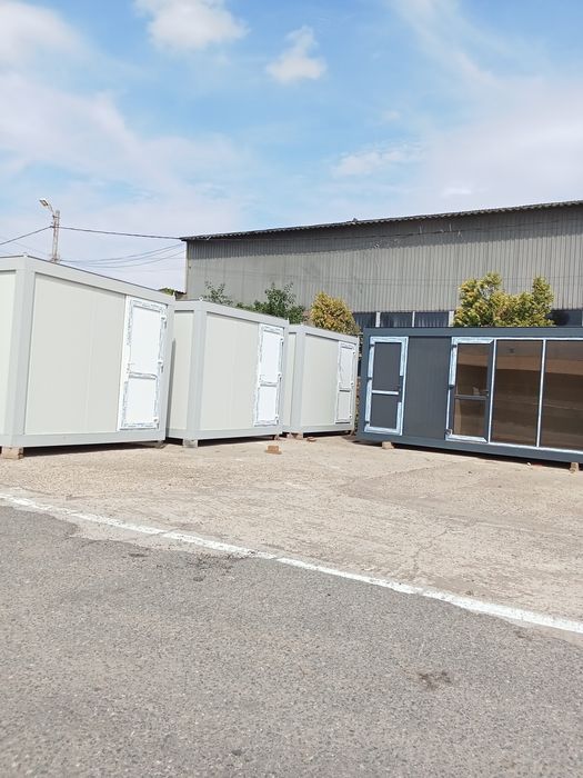 Vând birouri mobile