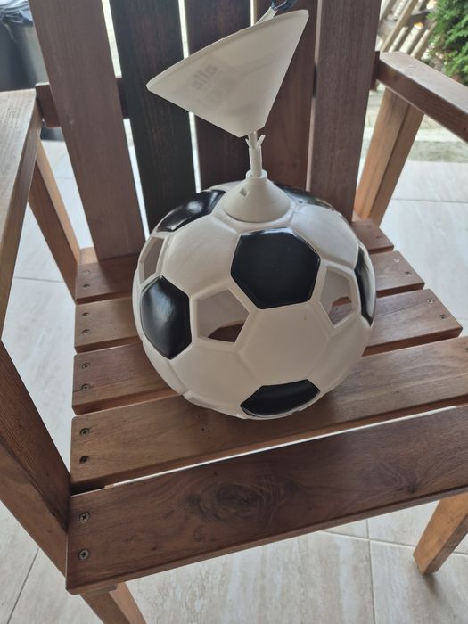 Lustra minge de fotbal
