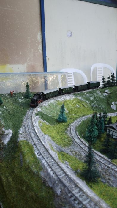 Diorama trenulet electric scara n