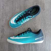 Adidasi Ghete de fotbal Nike MERCURIALX VICTORY 35,5