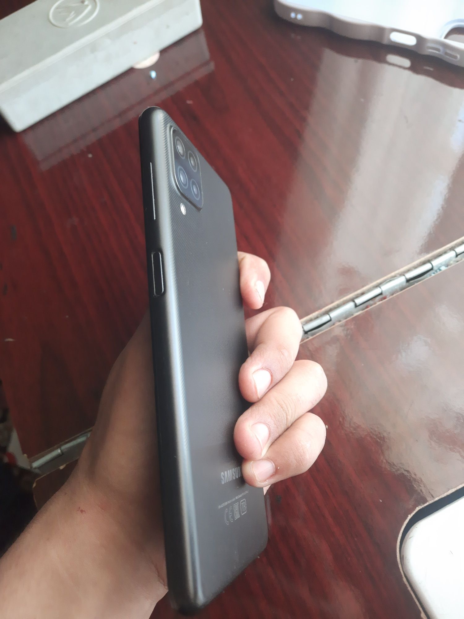 Samsung a12  4/64
