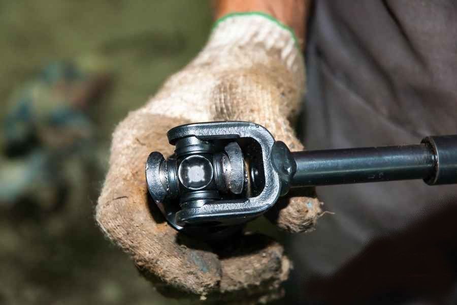 Рулевые карданчики (крестовины).