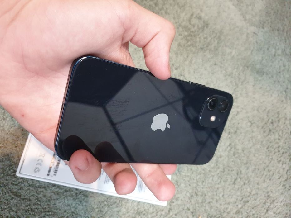 Vand iphone 12 in buzau