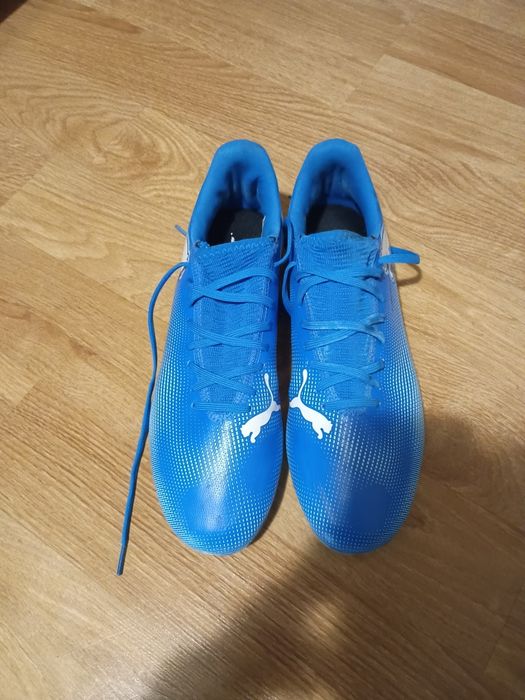 Ghete fotbal Puma  mărimea 44