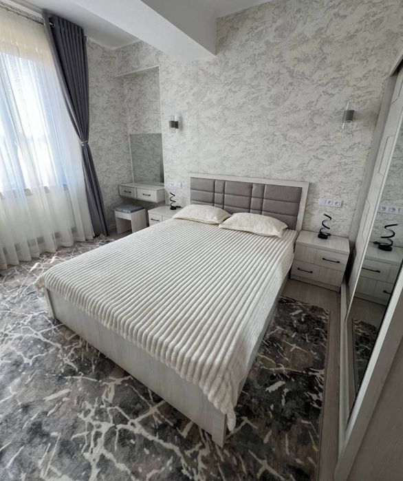 Pushkin metro yonida