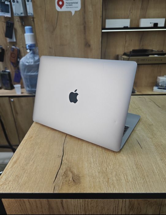 MacBook Air 13 | Intel i3 | 8гб ОЗУ | 256гб | 2020