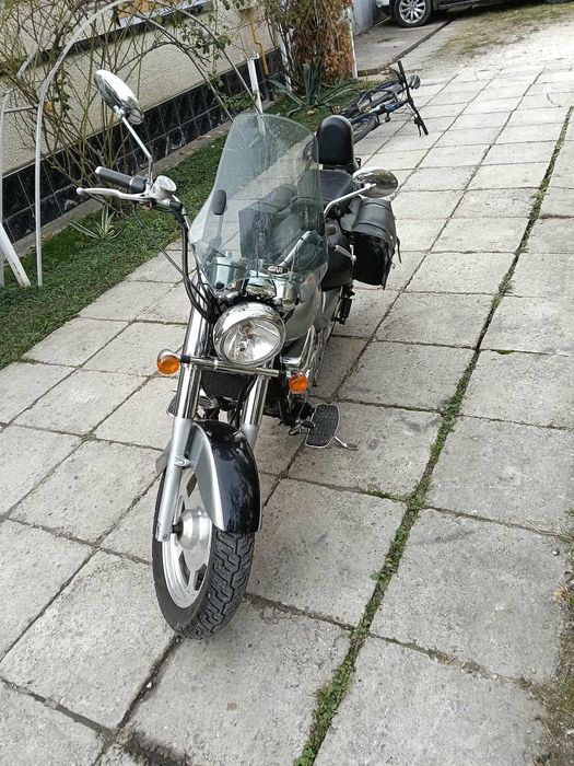 Vând motocicleta Aquila HYOSUNG 250cc