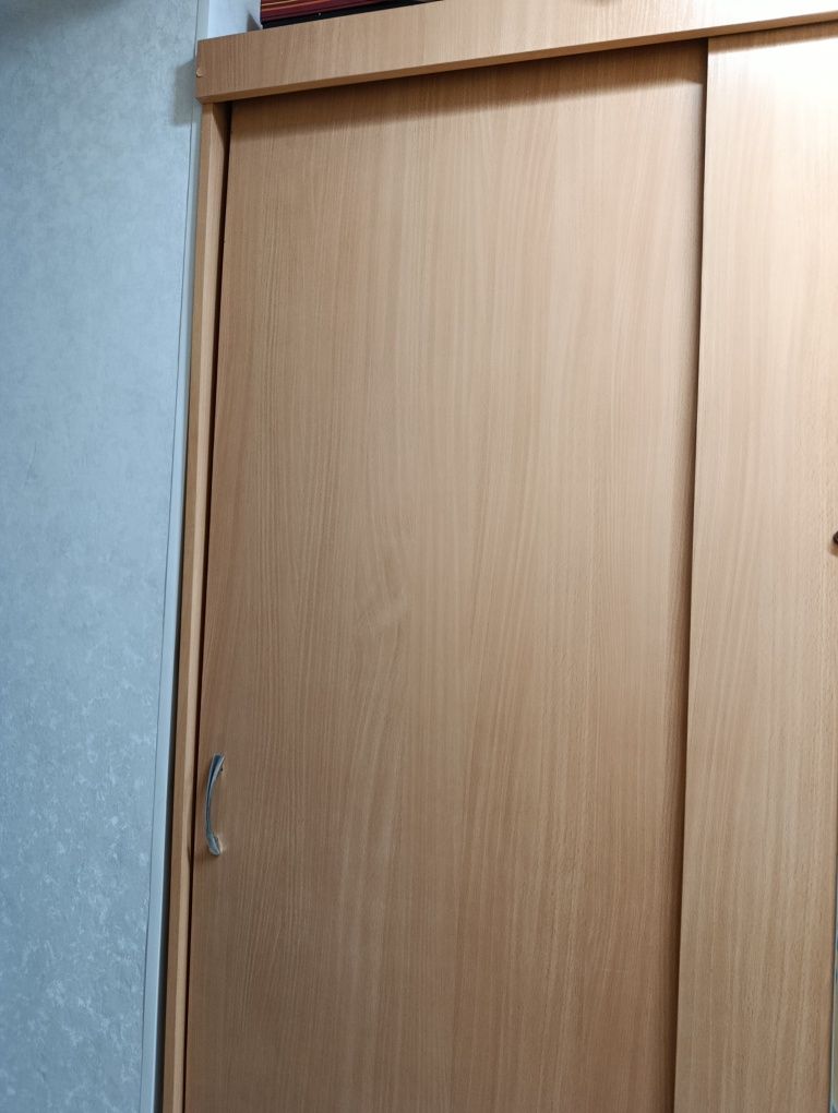 Шкаф для прихожии