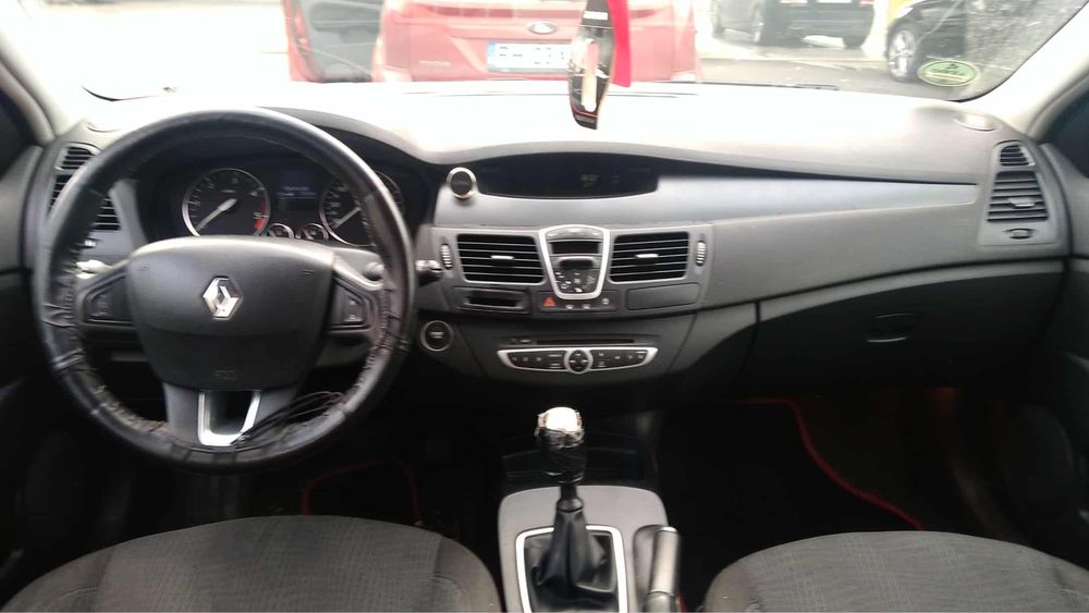 Vand Renault Laguna adusa recent GERMANIA