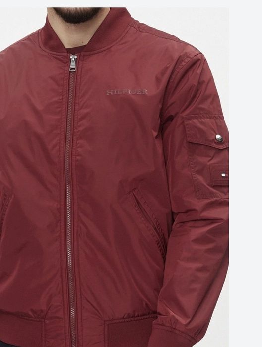 TOMMY HILFIGER-мъжко преходно яке