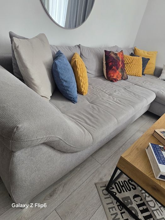 Продавам голям много запазен диван цвят сив