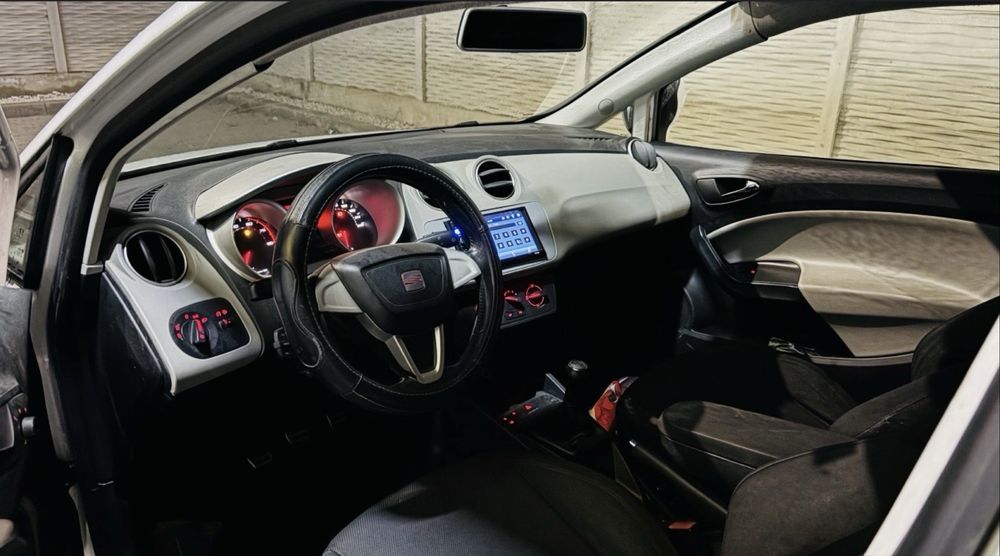 Schimb 2 auto cu f30/f31/f10/f11 ,BMW seria 5+Seat ibiza cupra