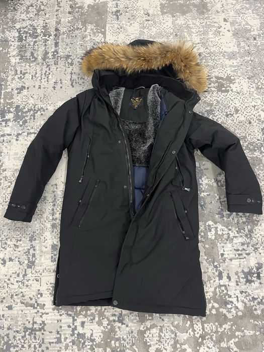 Продам зимнюю куртку на подростка