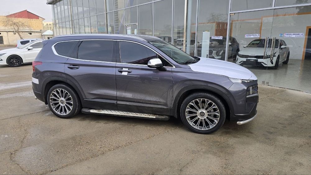 Hyundai sontafe sotiladi