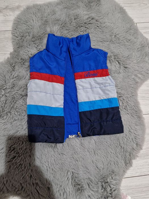 Vestă albastră băieței