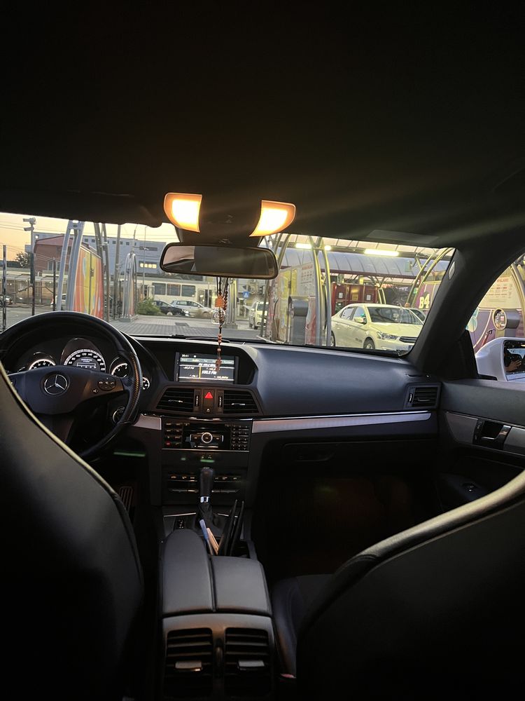 Mercedes E-Class Coupe