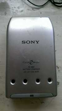 Зарядное устройство SONY для пальчиковых аккумуляторов