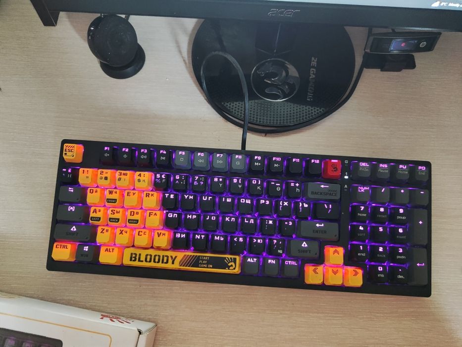 Клавиатура механическая