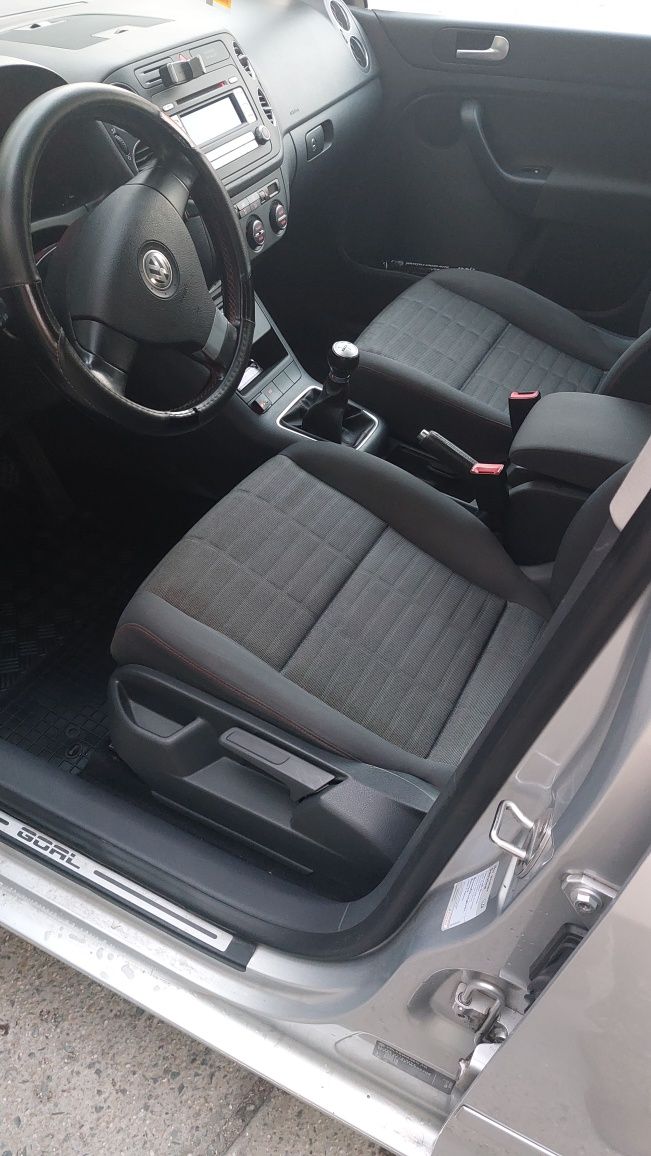 Propietar Vând Golf 5 Plus