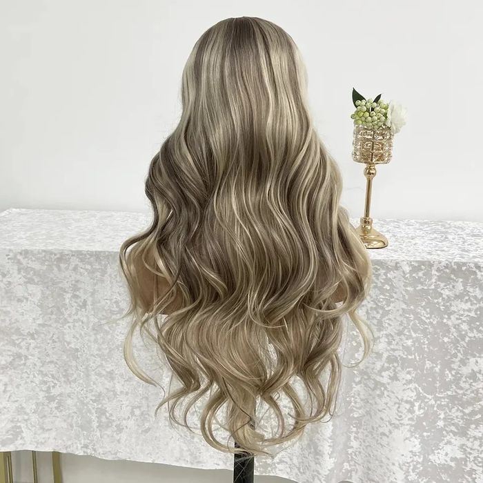 Peruca R511 (Daira-Shop.ro) FRONT LACE Blonda Ombre Gri Suvite Dantela