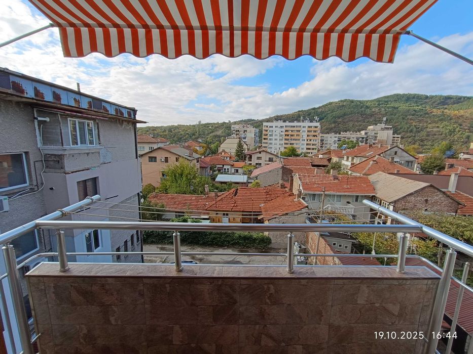 Продава се Двустаен апартамент в Дупница - 67 кв.м за 1911 €/кв.м - Снимка #17