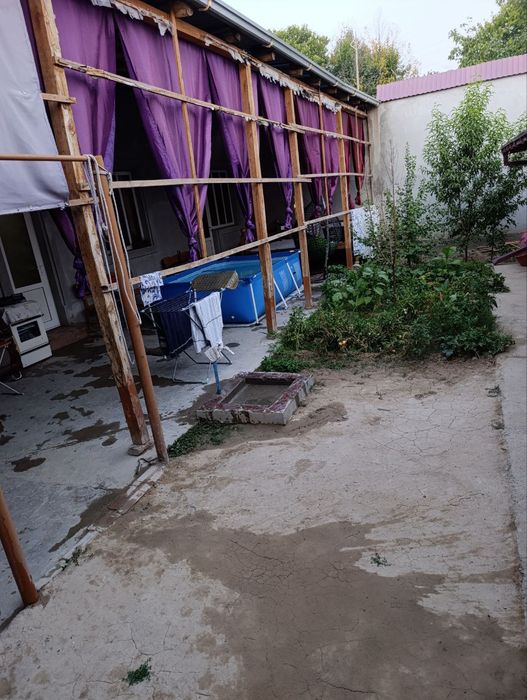 Арзон нархда ховли сотилади