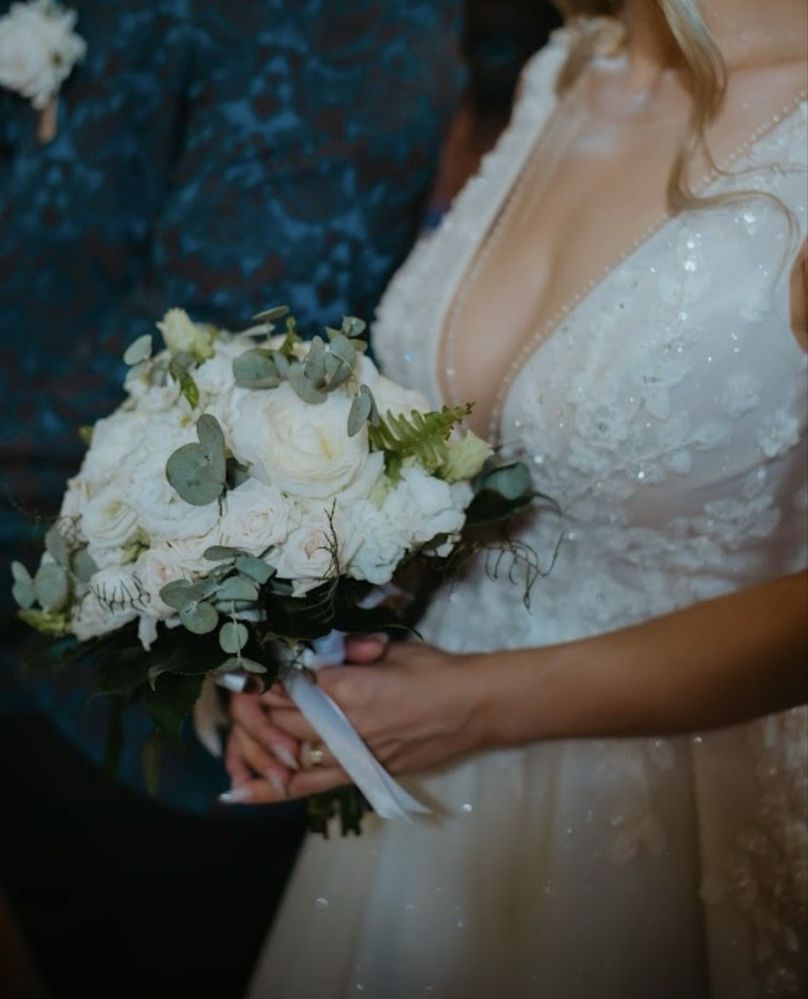 Vând rochie de mireasă stil A-line