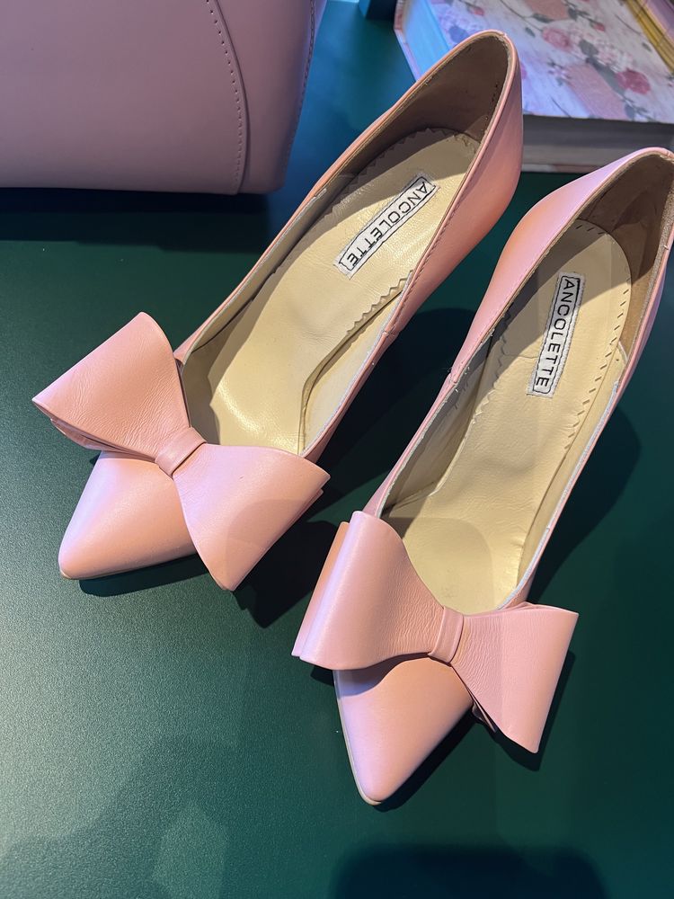 Pantofi Ancolette roz pudra
