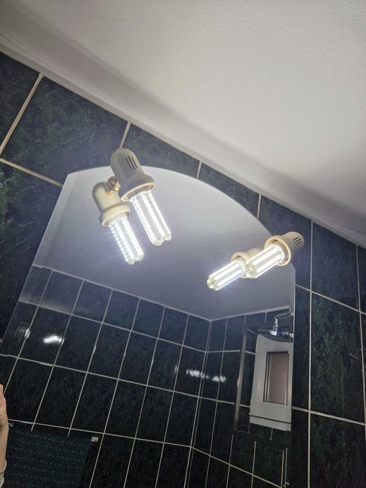 Oglinda baie cu 2 aplice