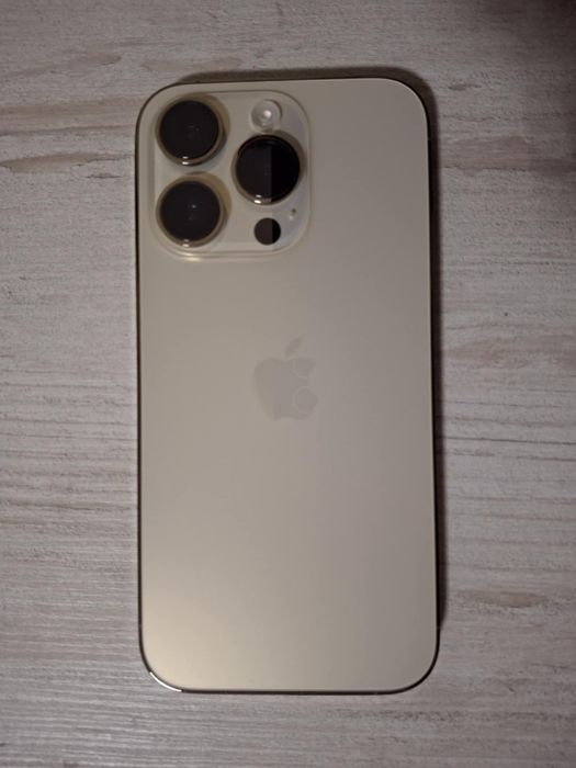 iPhone 14 Pro gold