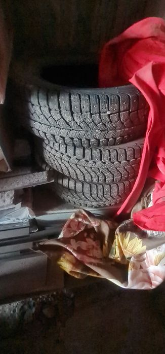 Зимняя резина (шипы) б.у