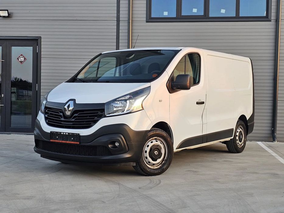 Renault Trafic Camera Marsalier / Senzori de parcare / Sistem navigatie / AC