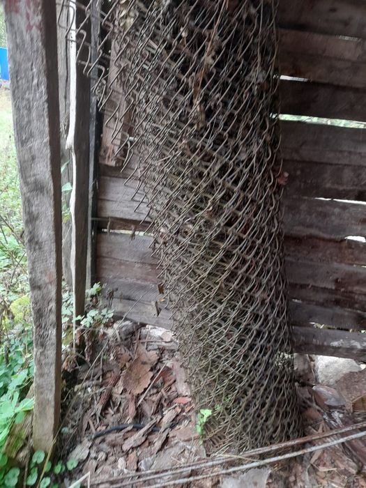 Plasa gard  toată la 150 de lei.