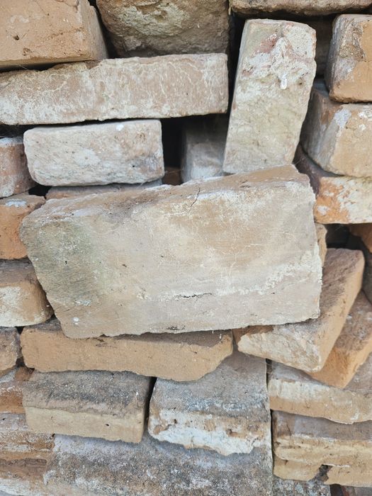 Caramida Rosie 2500 bucati