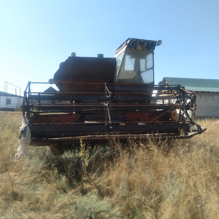 Продам или по запчастям на ходу