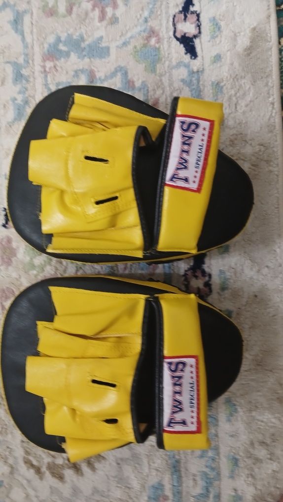 Продам лапы Twins special