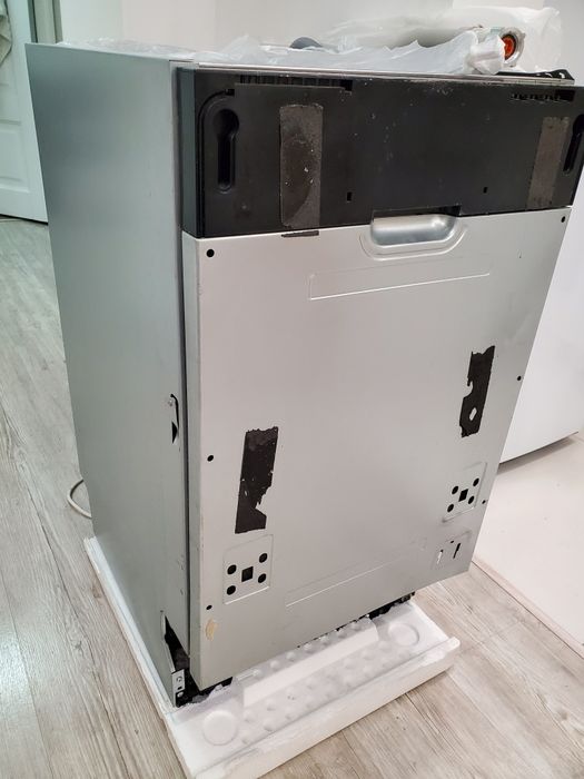 Посудомойка встраиваемая Hansa ZIM 476 EH