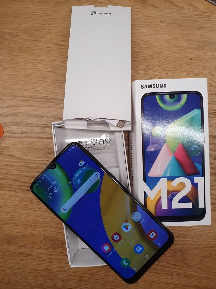 Vând Samsung galaxy M21 defect