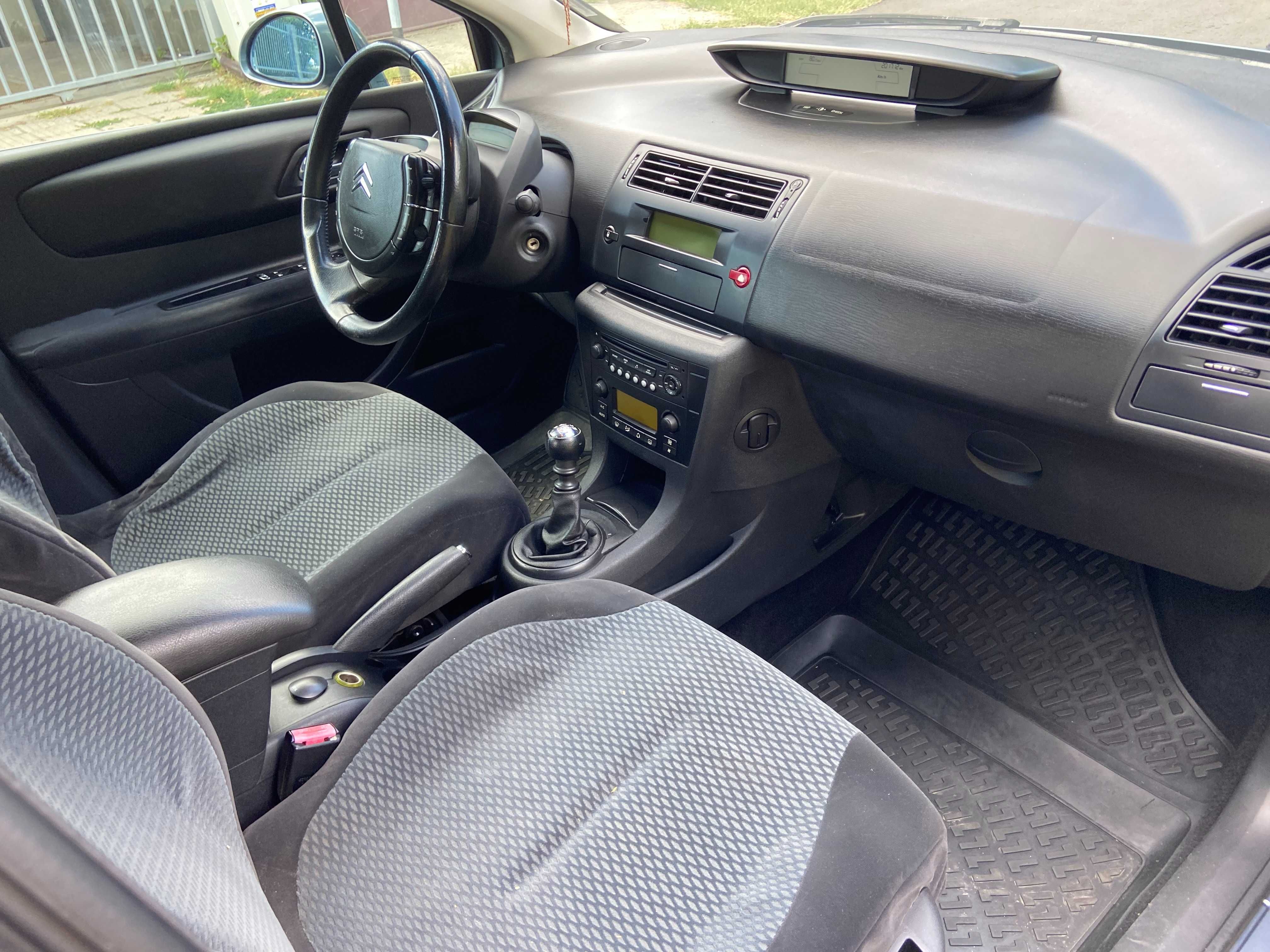 Citroen C4, 2005, 2.0 HDi, 136 кс, хечбек, 2 компл. гуми с лети джанти