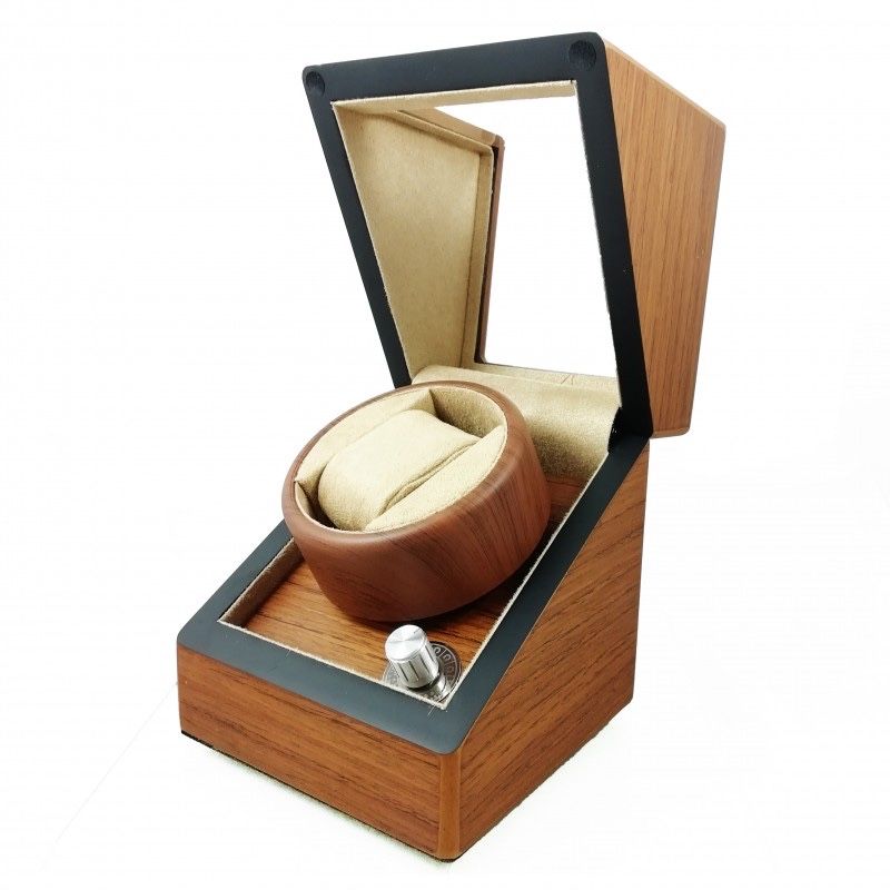 Watch Winder - disozitiv pentru incarcarea ceasuruilor automatice