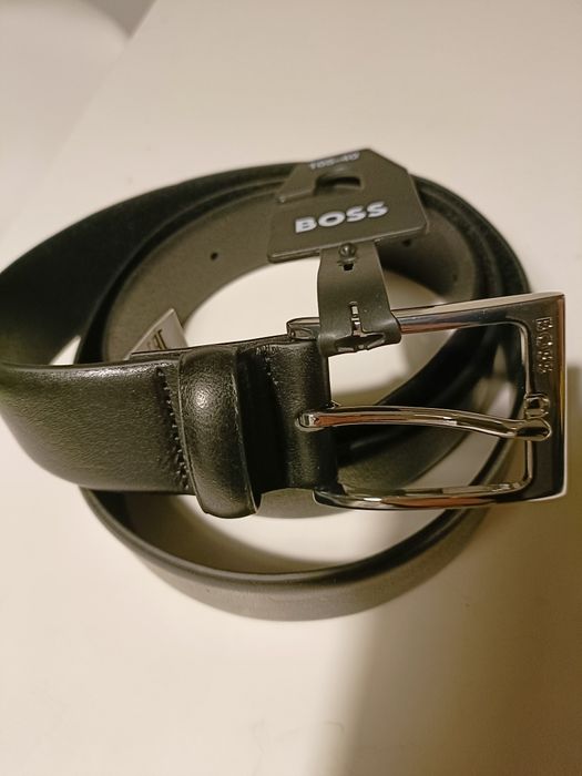 Curea Boss piele neagră 105
