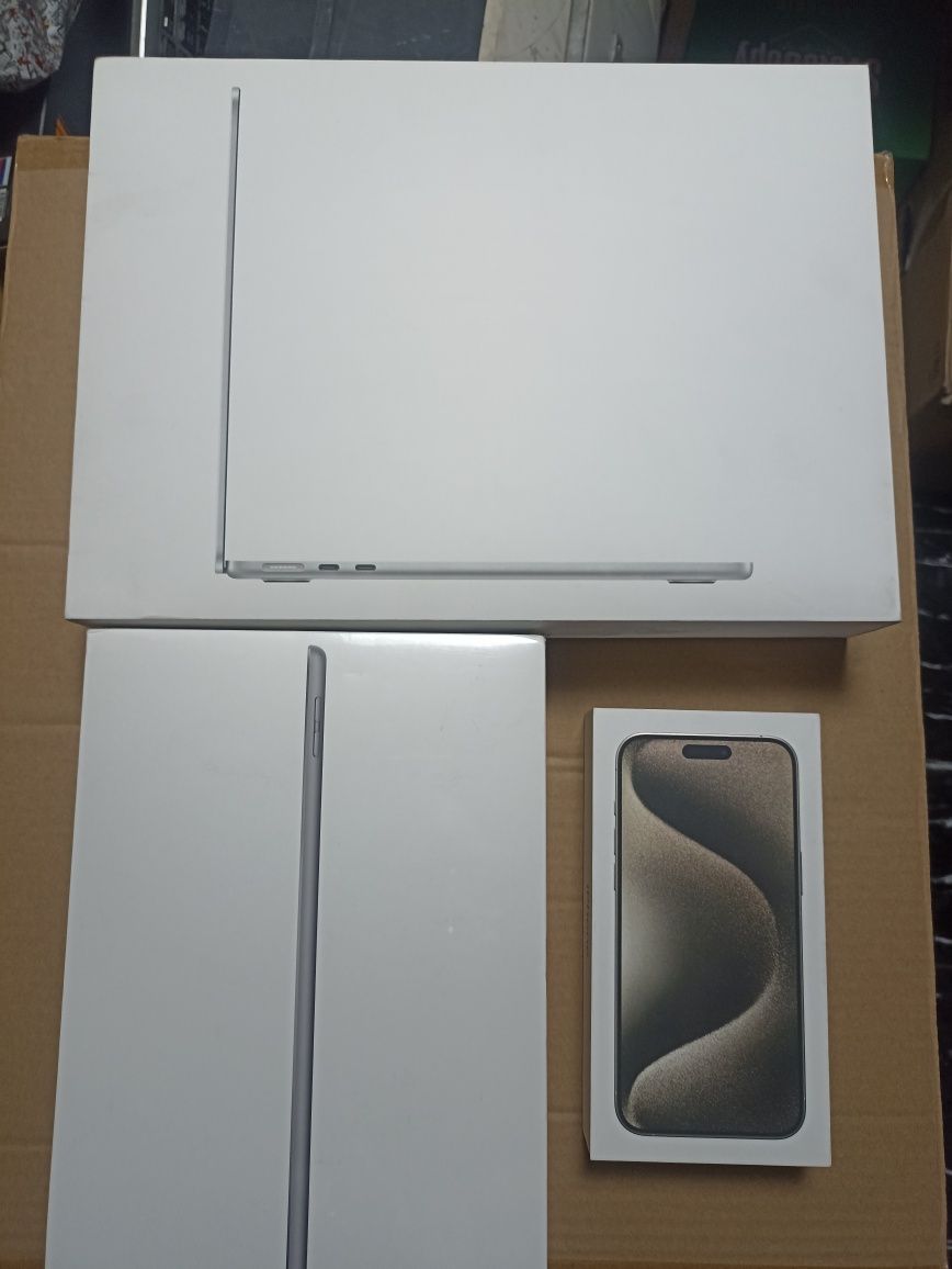 Смартфон Apple iPhone 15 Pro Max 8/256GB Natural Titanium
