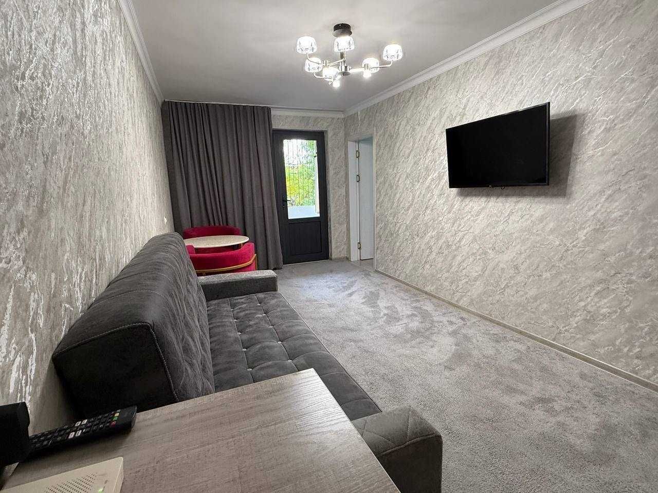 СРОЧНО продажа 3/4/5 Новомосковская, 70м2