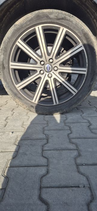 Jenti Originale Volvo XC90 R20 Model 10-Spoke Black Diamond Cut