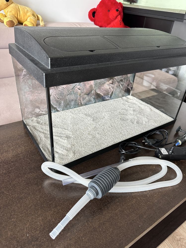 Acvariu 54 litri full echipat, ca nou- lampa solar natur