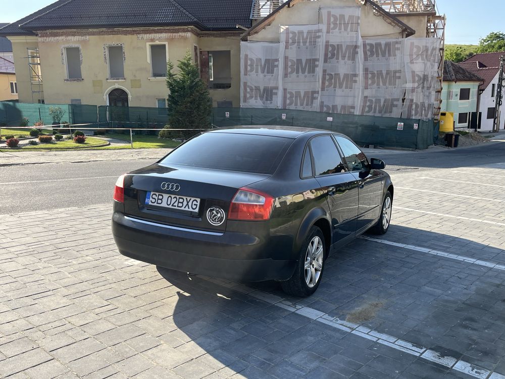 Vând Audi A4 b6 1.9tdi