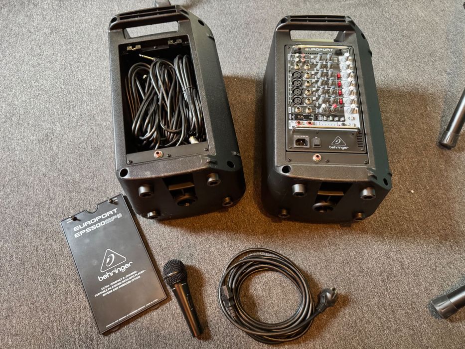 Boxe Behringer EPS500 MP3 cu mixer incroporat + microfon + Stative