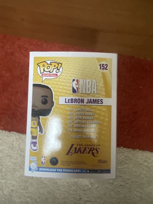 Figurina rară FunkoPop LeBron James