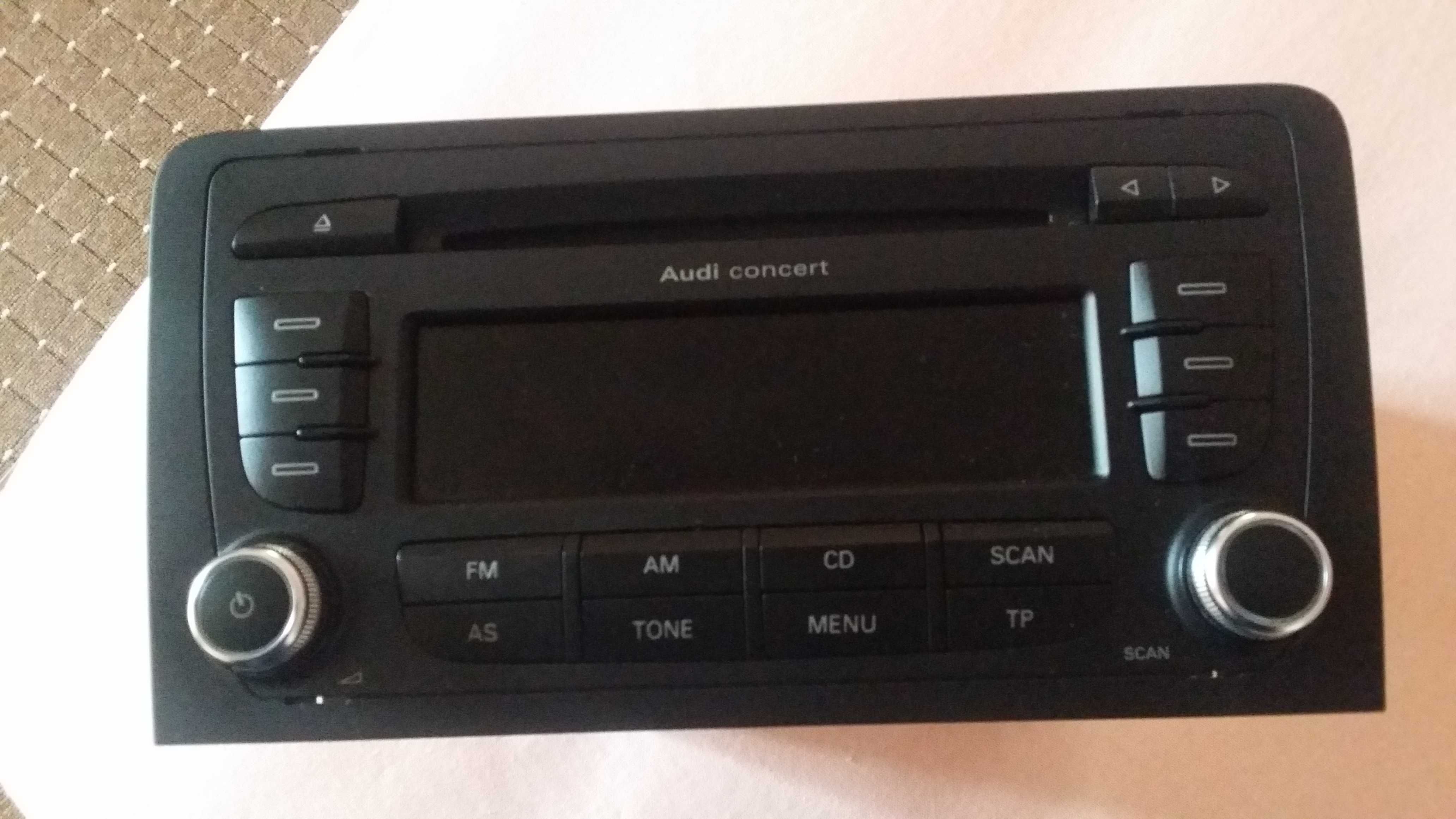 Авто радио със CD Blaupunkt Audi Concert 2+ CD с MP3 от Ауди А3 8р.