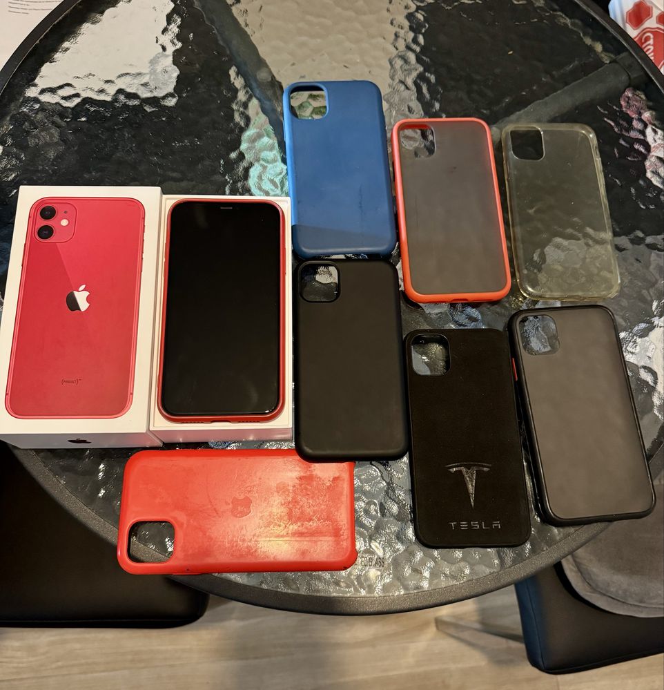 iPhone 11 red 64GB нова батерия